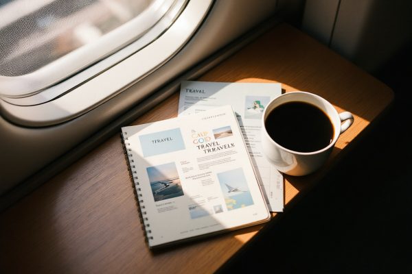 airport-sleeping-pods-vs-transit-hotels-featured